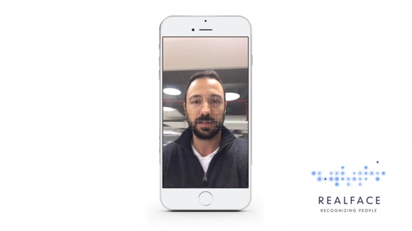 「iPhone8」の内向きカメラは3Dセンシング対応で顔認証が可能に？