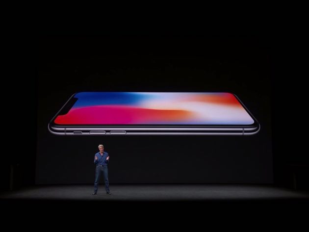 「iPhone X」は品薄状態が続きそう？2018年前半まで在庫不足の恐れあり